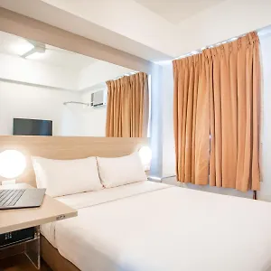 3* Отель Red Planet Makati Avenue Manila